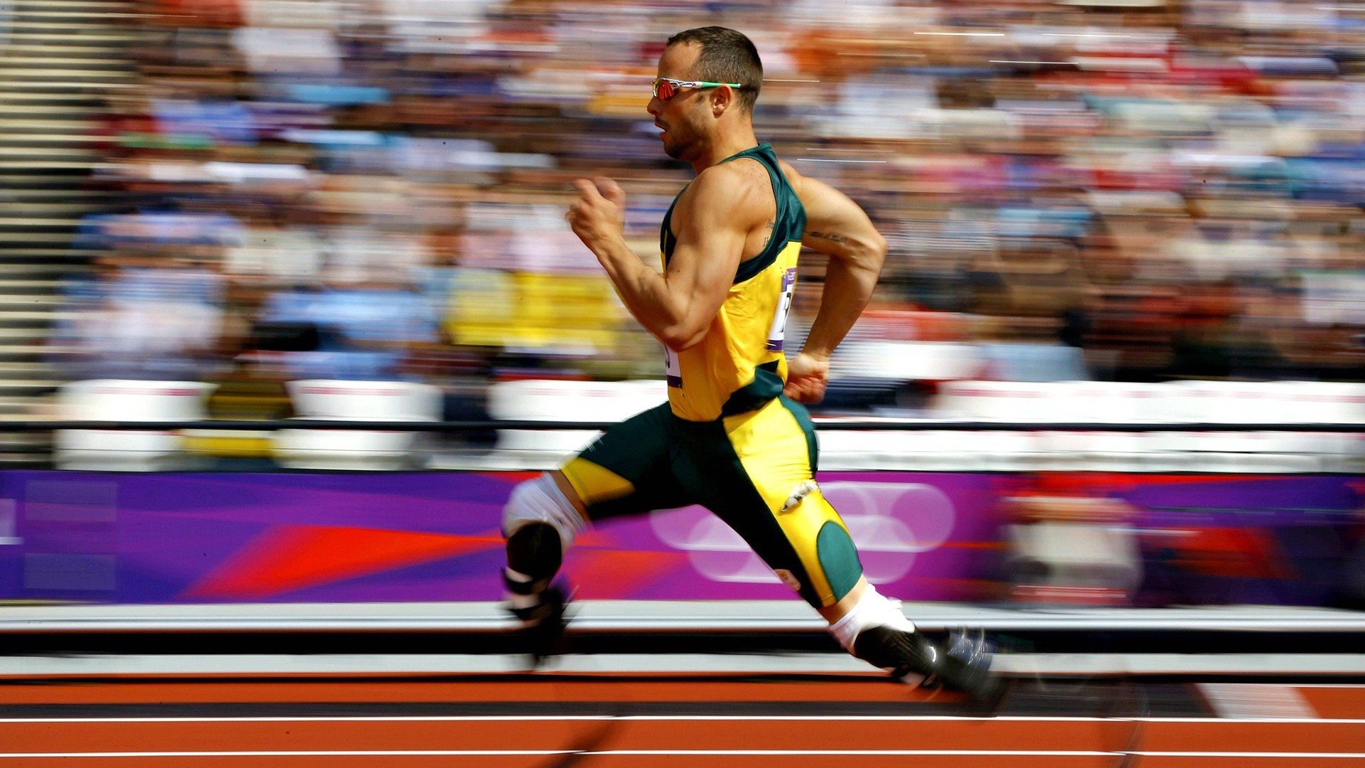 _老鹰队拔得头筹，比赛精彩纷呈_，老鹰队叫什么